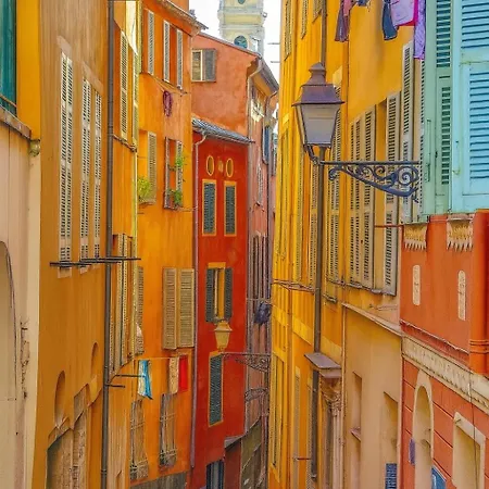 Appartement Vieux Design&confort à 2 Min